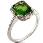 انگشتر طلا سفید با نگین زمرد و برلیان طرح کلاسیک مدل:rsf1116  