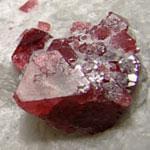 معرفی خصوصیات سنگ و کانی ياقوت سرخ بالاس Almandite + جدول 