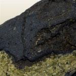 معرفی خصوصیات سنگ و کانی باسانیت Basanite + جدول خصوصیات