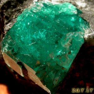 Colombian Emerald ( زمرد کلمبیايي)