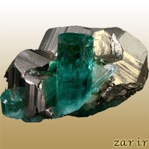 Lennix Emerald (زمرد لنیکس)