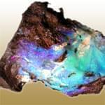 معرفی خصوصیات سنگ و کانی او پال نوادا Nevada Opal + جدول