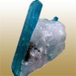 معرفی خصوصیات سنگ و کانی تورمالین پارائیب Paraiba Tourmaline