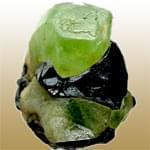معرفی خصوصیات سنگ و کانی پریدوت یا زبرجد Peridot + جدول خصوصیات