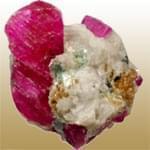 معرفی خصوصیات سنگ و کانی یاقوت سرخ Ruby + جدول خصوصیات