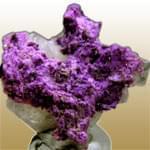 معرفی خصوصیات سنگ و کانی سوگیلیت Sugilite + جدول خصوصیات