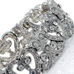 دستبند طلا سفید با نگین الماس  تراش برلیان طرح قلب مدل:bgf10741 