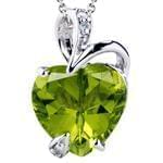 آویز طلای سفید با نگین زبرجد و برلیان طرح قلب مدل: npdf1109