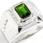 انگشتر طلا سفید با نگین زمرد و الماس تراش برلیان: مدل rgm1017