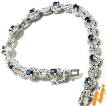 دستبند طلا با نگین یاقوت آبی و الماس تراش برلیان طرح کلاسیک مدل: bdf1151