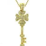 آویز مردانه جواهر با نگین الماس تراش برلیان طرح کلید: مدل npdm1003