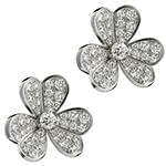 گوشواره میخی طلا و جواهر با نگین الماس تراش برلیان طرح گل مدل: ebf2101