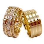 حلقه ست ازدواج طلا با نگین الماس تراش برلیان و پرنس مدل: srd1383