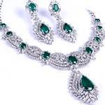 سرویس طلا و جواهر با نگین زمرد و الماس تراش برلیان و باگت مدل: bset2217