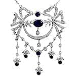 گردنبند طلا و جواهر با نگین یاقوت کبود و الماس تراش برلیان مدل: ndf1328