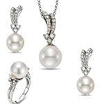 نیم ست آویز، گوشواره و انگشتر با نگین مروارید و الماس تراش برلیان مدل: hsdf1376