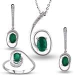 نیم ست آویز، گوشواره و انگشتر با نگین زمرد و الماس تراش برلیان مدل: hsdf1395