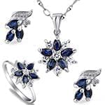 نیم ست آویز، گوشواره و انگشتر با نگین یاقوت کبود و الماس تراش برلیان مدل: hsdf1422