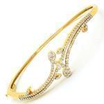 دستبند النگویی جواهر با نگین الماس تراش برلیان مدل: bng1068