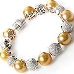 دستبند طلا زنانه با نگین مروارید و الماس تراش برلیان مدل: bdf1241