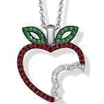 پلاک کودکانه با نگین الماس تراش برلیان، زمرد و یاقوت قرمز طرح سیب مدل: pgb2161 