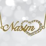 پلاک اسم طلا طرح قلب با نگین الماس تراش برلیان - فونت لاتین: مدل ndn1057