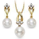 نیم ست آویز و گوشواره با نگین مروارید و الماس تراش برلیان مدل: hsdf1510