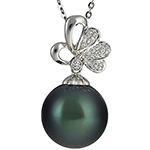 آویز گردنبند پروانه طلا و جواهر مروارید مشکی و برلیان زنانه مدلnpdf13262