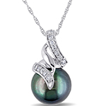 آویز و پلاک مروارید و طلای سفید با نگین مروارید مشکی و برلیان مدل: pdf1097