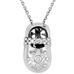 آویز طلا سفید با نگین الماس تراش برلیان طرح کفش مدل: gdc1047