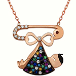 گردنبند طلا کودک طرح نوزاد جواهر برلیان و سنگ های رنگی با طرح قلب مدل: pgb2239