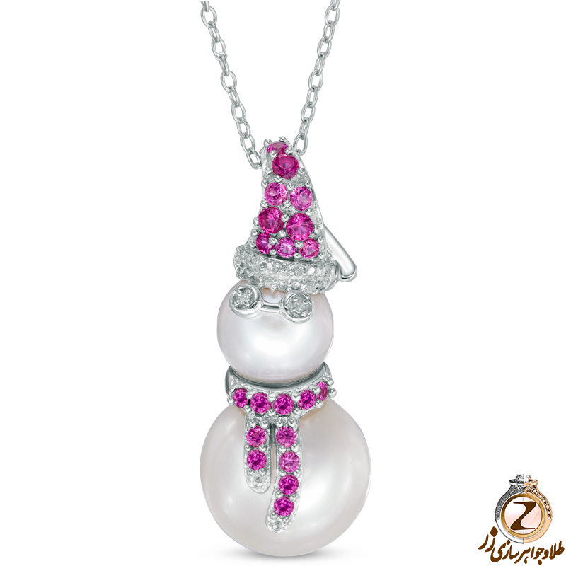 خرید و قیمت پلاک و آویز طلا کودک طرح آدم برفی و شالگردن با نگین جواهر یاقوت سرخ ، مروارید و الماس تراش برلیان - سایت زر