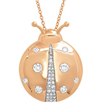 پلاک و آویز طلا کودک دخترانه طرح کفش دوزک با نگین جواهر الماس تراش برلیان و طلای رزگلد مدل: pgb2262